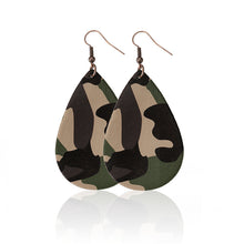 Load image into Gallery viewer, Fashionable leather Earrings, floral lattice drop Earrings
