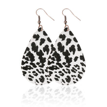 Load image into Gallery viewer, Fashionable leather Earrings, floral lattice drop Earrings
