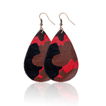 Load image into Gallery viewer, Fashionable leather Earrings, floral lattice drop Earrings
