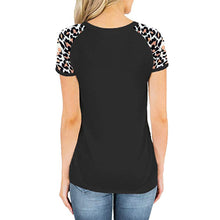 Load image into Gallery viewer, Women&#39;s round neck leopard stitching short-sleeved T-shirt
