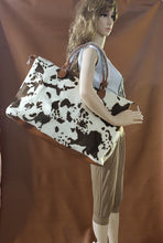 Load image into Gallery viewer, Leopard striped painted cow travel Bag, Handbag
