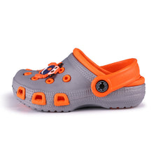 Load image into Gallery viewer, Wading breathable Sandals, beach non-slip wear-resistant children&#39;s hole Shoes
