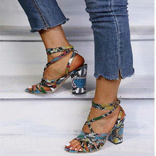 Load image into Gallery viewer, Snake-colored women&#39;s high-heeled Sandals
