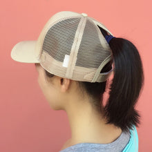 Load image into Gallery viewer, Fashion mesh Baseball Cap
