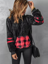 Load image into Gallery viewer, Plush hooded women&#39;s plaid sweater
